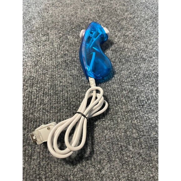 Nintendo Wii Nunchucks Rock Candy Blue Edition - Picture 2 of 6